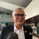 aria-bima-ingatkan-jokowi-jangan-sampaikan-hal-personal-terkait-ijazah-palsu-dan-pemakzulan-gibran-YBPcz5AJIu